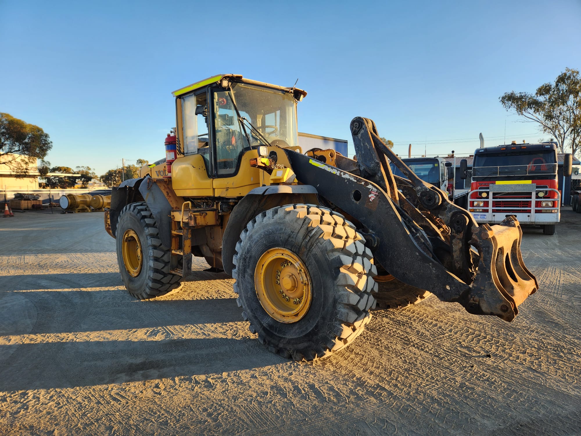 Volvo L120f Loader - Worthy Parts